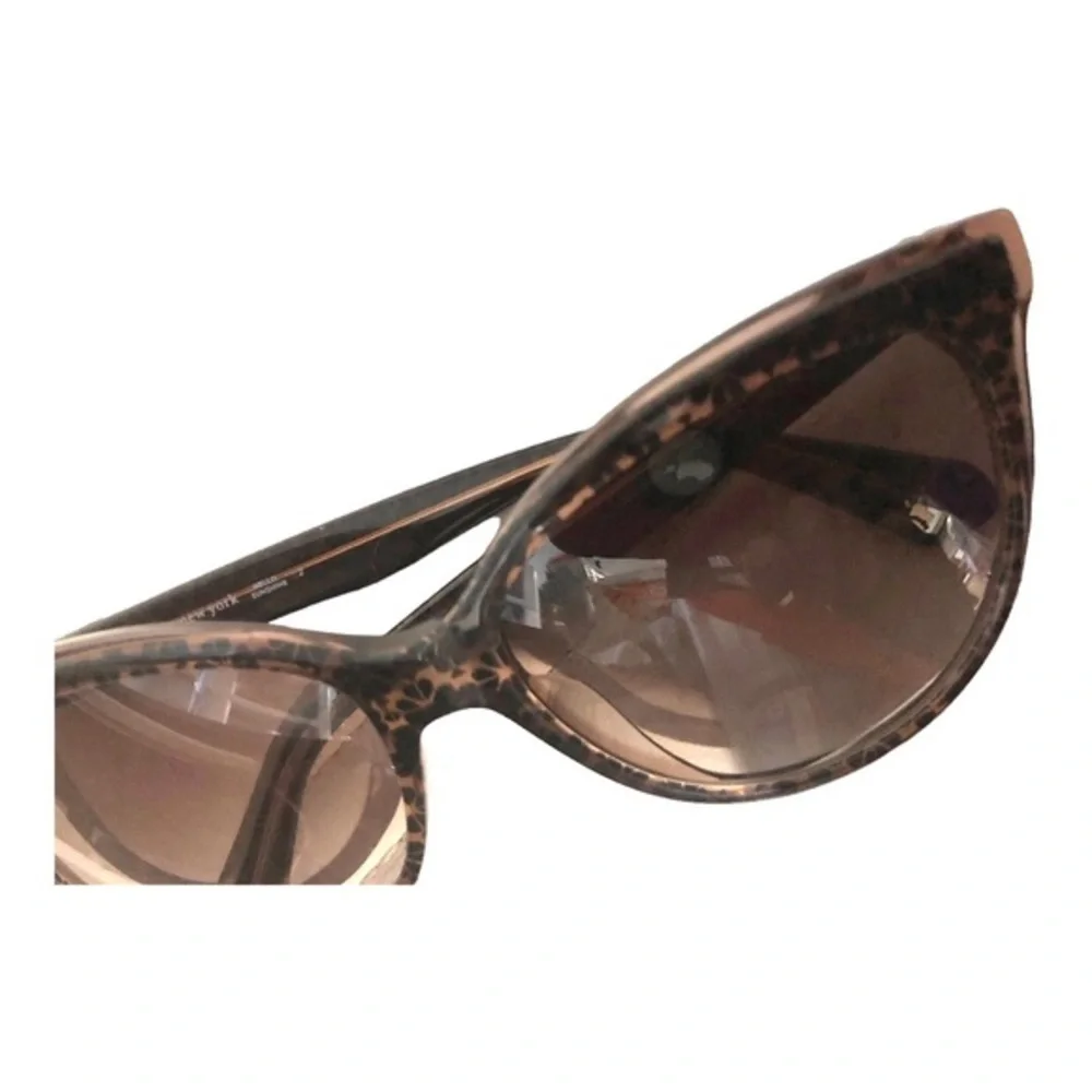 Kate Spade hello sunshine dark brown embedded logo gold emblem sunglasses‎ new